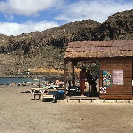 Διαμέρισμα The Waves, Luxurious 5*, Wifi, Olympic Pool