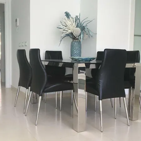 Apartament The Waves, Luxurious 5*, Wifi, Olympic Pool