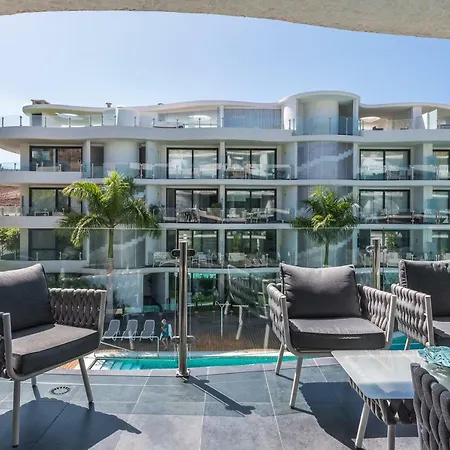 The Waves, Luxurious 5*, Wifi, Olympic Pool Apartament *